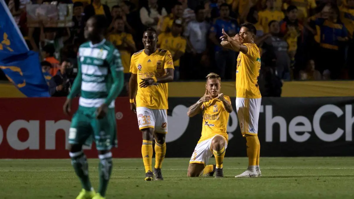 24 Tigres aplasta al Santos